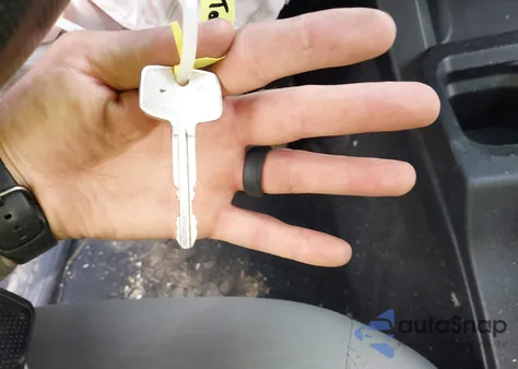 2017 Toyota Tacoma Dbl Cab/Sr/Trdspt/Or/Pro из США, поврежденный, VIN 3TMCZ5AN4HM097187